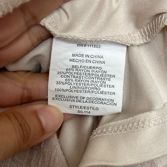 FIG AND FLOWER Embroidered Knee Length 3/4 Sleeve Tan Dress | size Medium - Picture 9 of 10